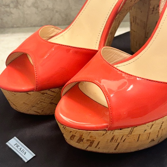 PRADA Pink Orange Patent Peep Toe Cork Wedge Pump Shoe 39.5 - Picture 9 of 10
